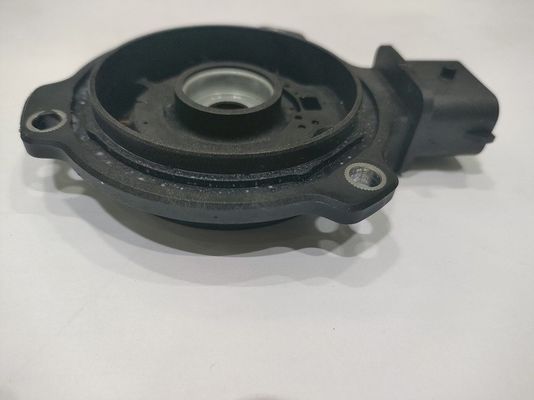 Máquina de moldeo por inyección de plástico vertical de 120 toneladas utilizada para piezas de automóviles