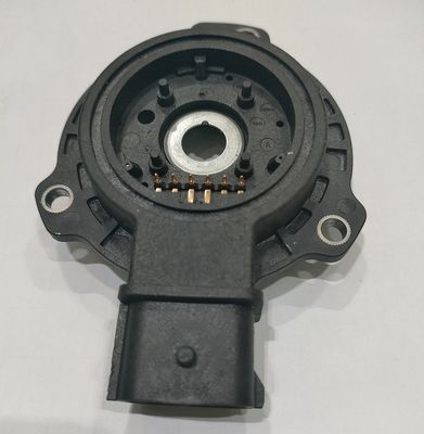 Máquina de moldeo por inyección de plástico vertical de 120 toneladas utilizada para piezas de automóviles