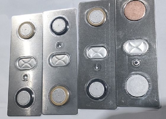 Máquina de moldeo por inyección de doble color vertical de 120 toneladas para cubierta de batería de nueva energía