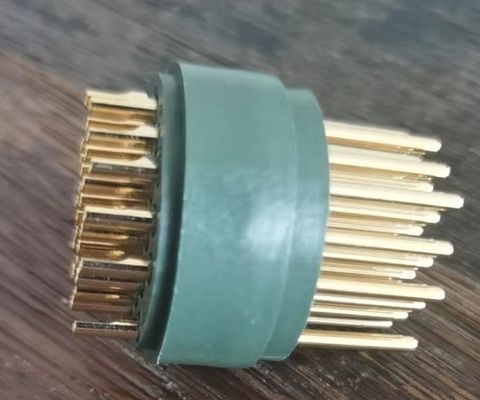 Máquina de fabricación de conectores específicos de 120 toneladas Máquina de moldeo por inyección de mesa rotativa vertical