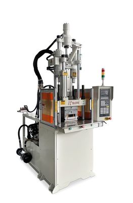 Máquina de moldeo por inyección vertical estándar de 55 toneladas para material CIM