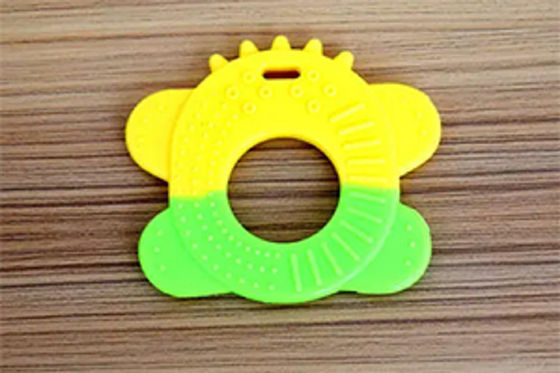 Máquina de moldeo por inyección de silicona de alta precisión LSR para juguete de silicona para bebés