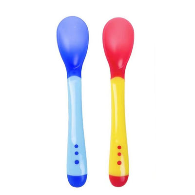 Máquina de moldeo por inyección vertical de dos colores de 160 toneladas para hacer vajilla para niños