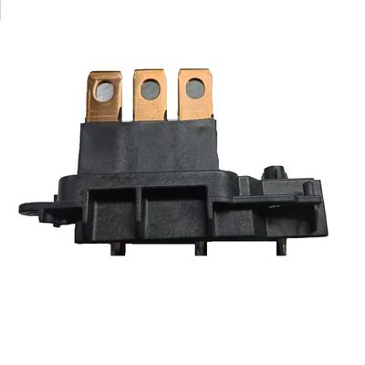 Máquina de moldeo por inyección de plástico rotativo vertical para fabricar piezas de automóviles