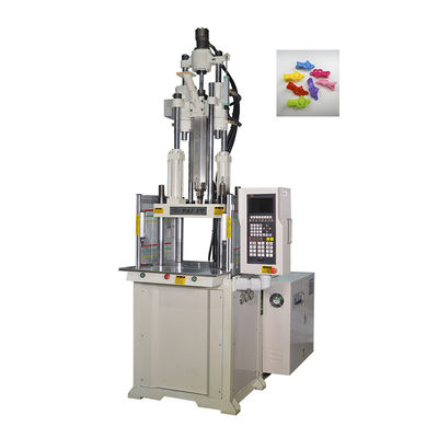 Máquina de moldeo por inyección vertical estándar de alta eficiencia para la fabricación de piezas de horquilla
