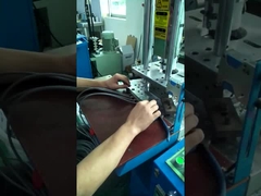 Máquina de moldeo por inyección de plástico vertical de 15 toneladas para diversos cables de datos